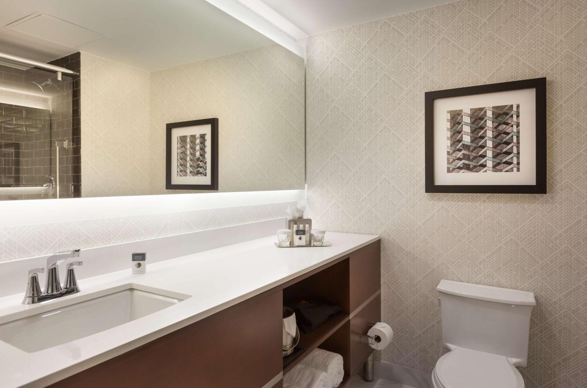 Doubletree By Hilton Hotel & Suites Houston By The Galleria Luaran gambar